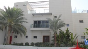 Business Bay, Executive Towers, Unique 4 En-suite Bedrooms Podium Villa, Roof Deckwith Panoramic Views + Maids with Sheikh Zayed Road View