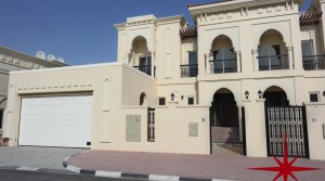 Umm Suqeim, Fabulous 5 En-suite Bedrooms Villa with Maids room and a Private Garden