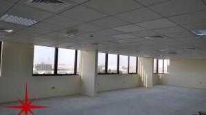 FITTED OFFICES, DED LICENCE ACCEPTED, AT ENTRANCE OF DIP