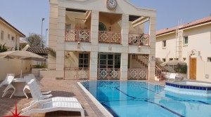 5 En-suite BR with Maids room and 3 Parkings